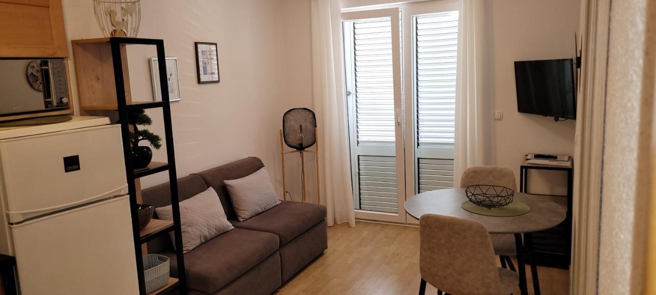 Rooms Magdalena Krk Крк Екстер'єр фото